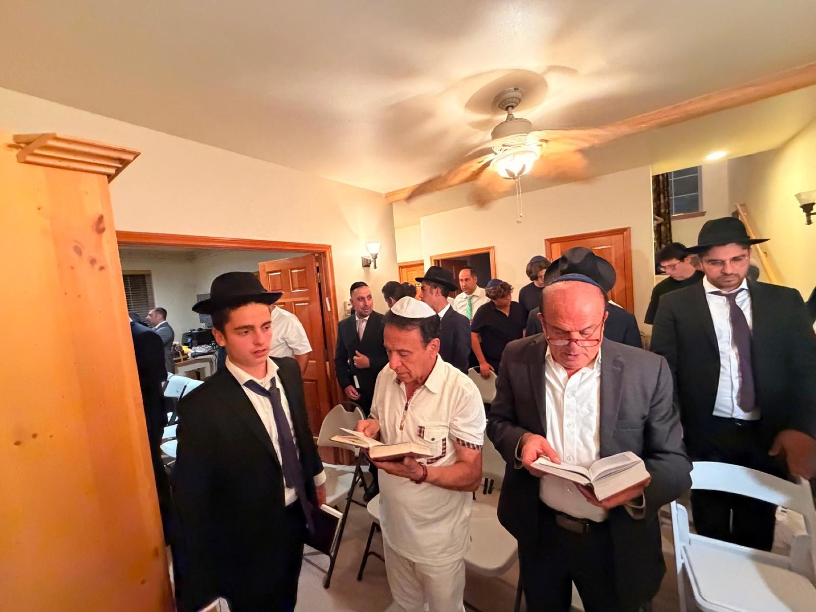 Davening with a minyan in Mammoth Lakes